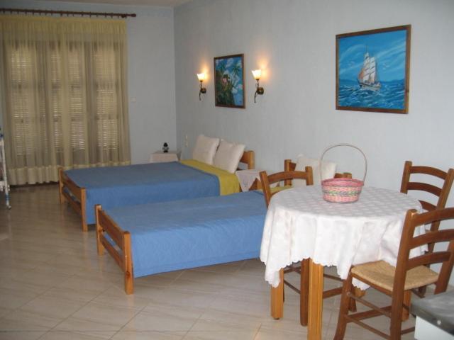 Aris Junior Studio & Apartments Neo Klima Rum bild
