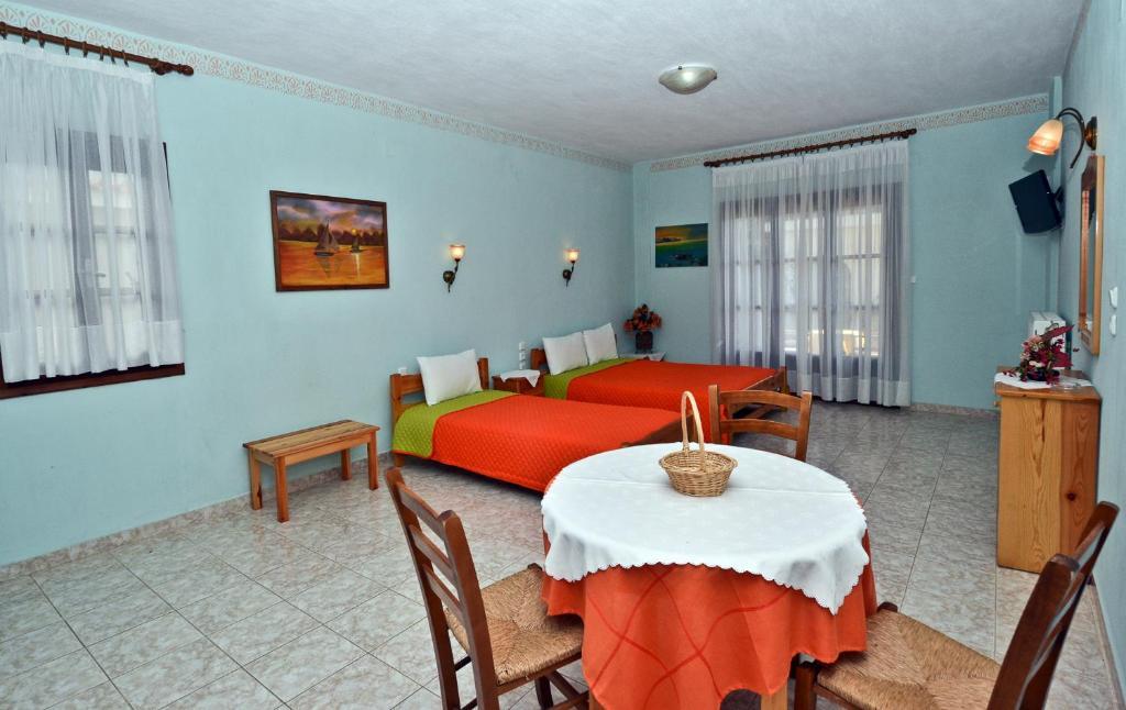 Aris Junior Studio & Apartments Neo Klima Rum bild
