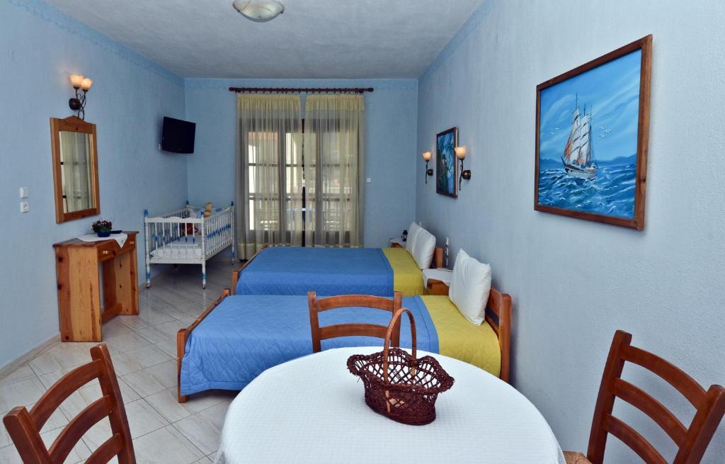 Aris Junior Studio & Apartments Neo Klima Rum bild